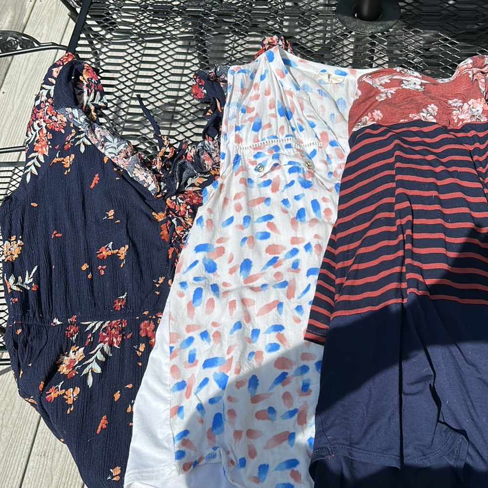 3  Womens Tops Bundle